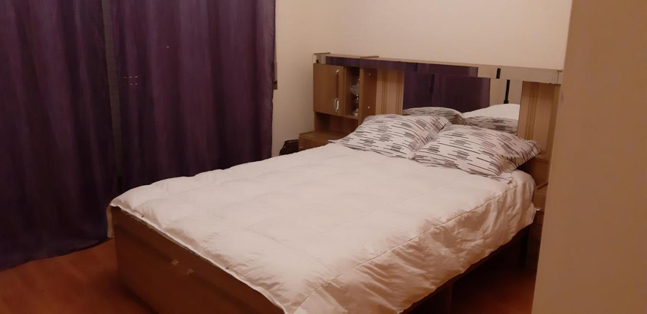 Apartamento T1 Canto Dos Poetas Тавіра Екстер'єр фото